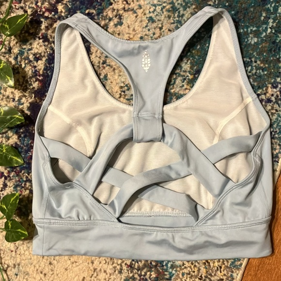 💙Free People Sports Bra🩵 - Picture 1 of 8